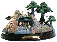 WDCC Disney Classics_Snow White Seven Dwarfs' Jewel Mine